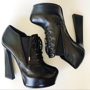 In box GIUSEPPE ZANOTI platform ankle boots